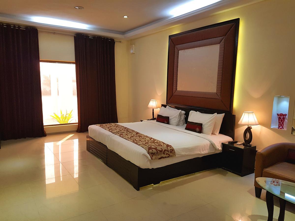 Hotel Grand Enclave Lahore Exteriér fotografie