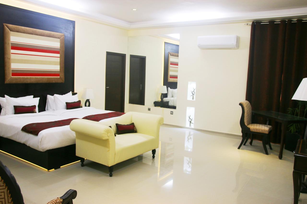 Hotel Grand Enclave Lahore Exteriér fotografie