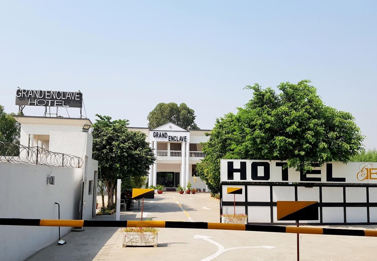 Hotel Grand Enclave Lahore Exteriér fotografie